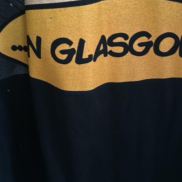 Make An Offer Heidi in Closet Tshirt ✔️ - Picture 2 of 3